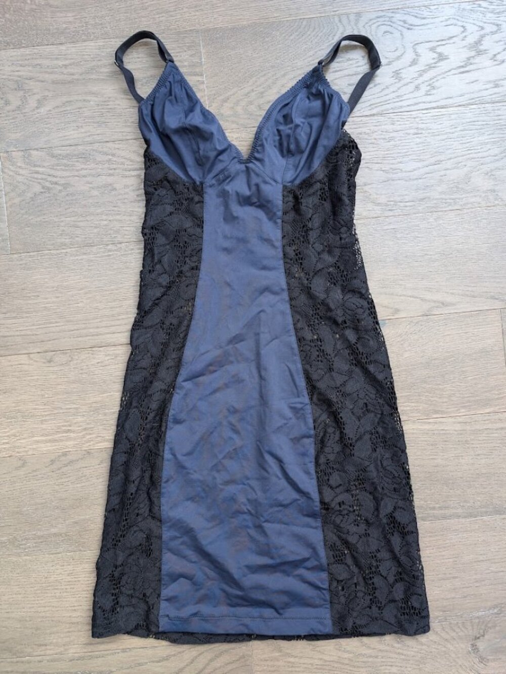 Fortnight Mira slip Blue/Black size L